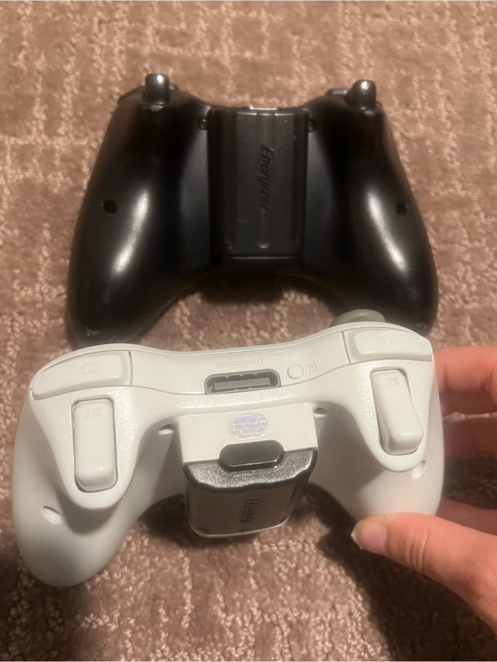 Lot of 2 Genuine Microsoft Xbox 360 Wireless Controllers Black & White OEM